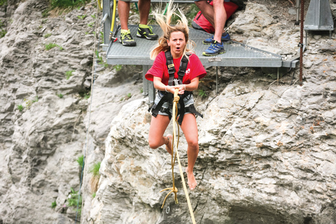 Interlaken: Canyon Swing in GrindelwaldCanyon Swing mit Abflug von Grindelwald