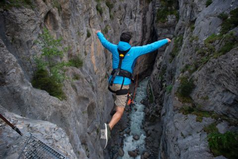 Interlaken: Canyon Swing in Grindelwald