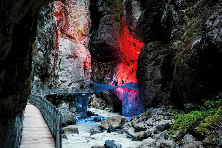 Interlaken: Canyon Swing in GrindelwaldCanyon Swing mit Abflug von Grindelwald