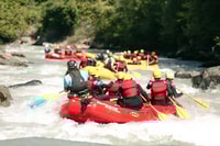 De l'interlaken, la rivière Rafting Adventure sur Simme River - Housity