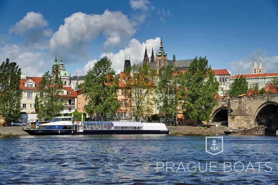 Prague: Hop-On Hop-Off Bus Tour and River Cruise | GetYourGuide