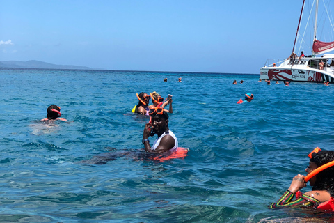 Montego Bay: Sunset Catamaran Cruise & Bioluminescent Lagoon