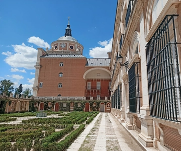 Royal Palace Guided Tour