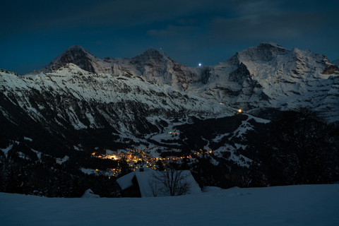 Au départ d&#039;Interlaken : Luge de nuit avec dîner de fondue au fromage