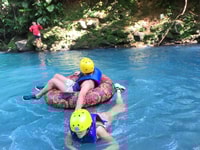 Rio Celeste, tournée de tubes avec collations et boissons - Housity