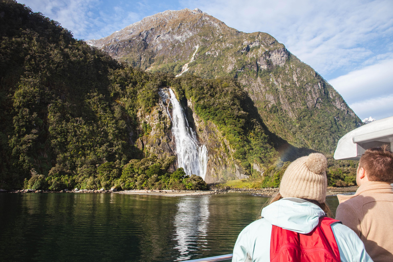 Milford Sound Small-Group Glass-Roof Tour from Queenstown Glass-Roof with a Fixed Wing Flyback