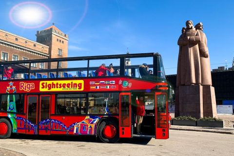 Riga: grote hop on, hop off-tour met rode bus