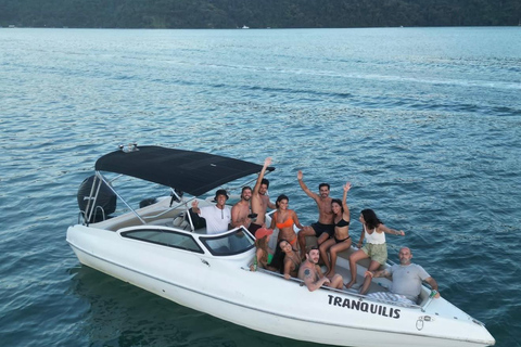 Speedboat Experience in Paraty Gladiator Experience Boats