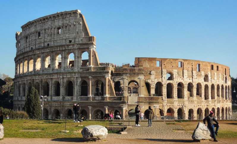 Roma: Colorseum subterráneo Tour privado con piso de arena