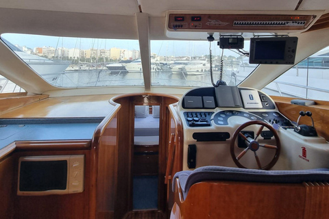 Mallorca: Total Solar Eclipse 2026 on a Yacht with Dinner