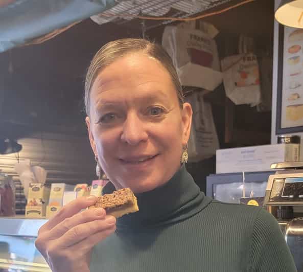 Seattle Pike Place Market Walking Tour with Dessert Tasting GetYourGuide