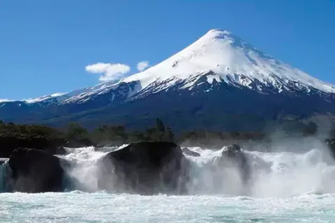 Puerto Varas: gita di un giorno al vulcano Osorno con un furgone con aria condizionata