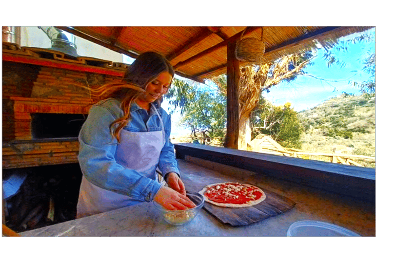 Sorrento: Clase de elaboración de pizza con vino y traslados