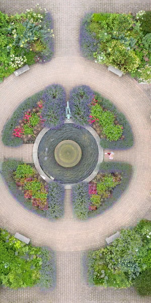 H110KZ16a アルバート・ジョセフ・ムーア 庭園 A Garden 額装