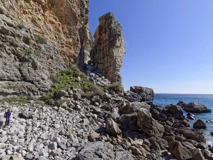 Lisbon or Sesimbra: Guided Rock Climbing Tour in Arrábida