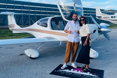 From Fort Lauderdale: Romantic Private Airplane Tour Romantic Airplane Tour of South Florida (2 Passengers)