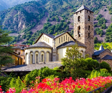 Barcelona: Private Guided Day Trip to Andorra with Pickup