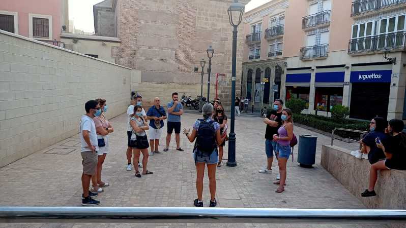 Almeria: Historia y Cornillas Ocultas Tour esencial a pie