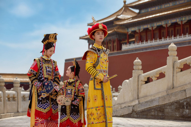 Pechino: Vestizione e servizio fotografico in costume antico della dinastia QingVestizione e servizio fotografico della dinastia Qing per 2 persone