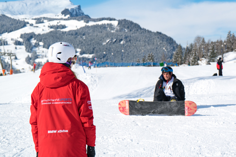 Från Interlaken: Grindelwald nybörjarkurs i snowboardFrån Interlaken: Snowboardlektion för nybörjare i Grindelwald