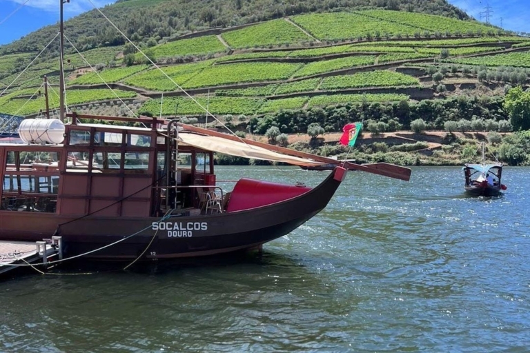 Von Porto aus: Geführte Weinverkostung im Douro-Tal mit Mittagessen