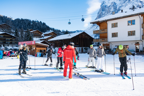 Desde Interlaken 8 horas de esquí en Grindelwald para principiantesDesde Interlaken: Esquí en Grindelwald para principiantes