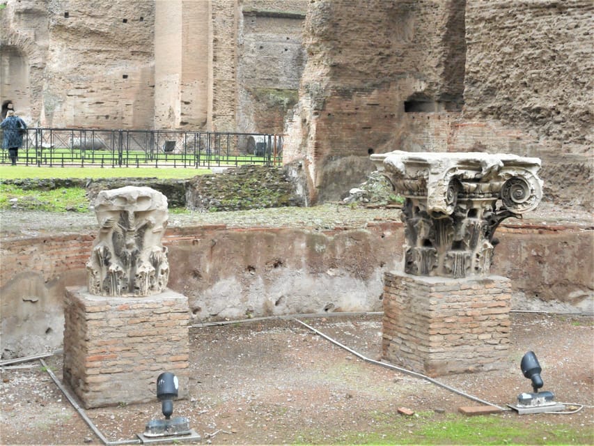 Visite à pied des Thermes de Caracalla avec billet d'entrée | GetYourGuide