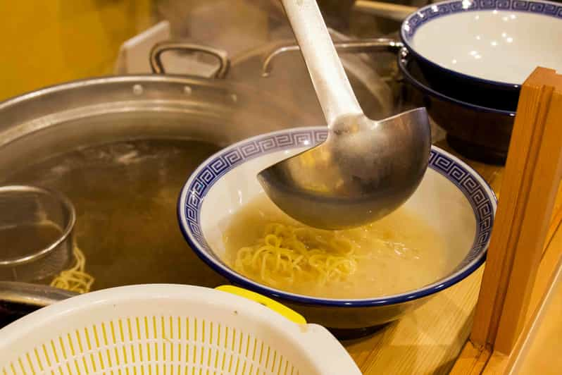 Experiencia Exclusiva En La Cocina Ramen De Tokio | GetYourGuide