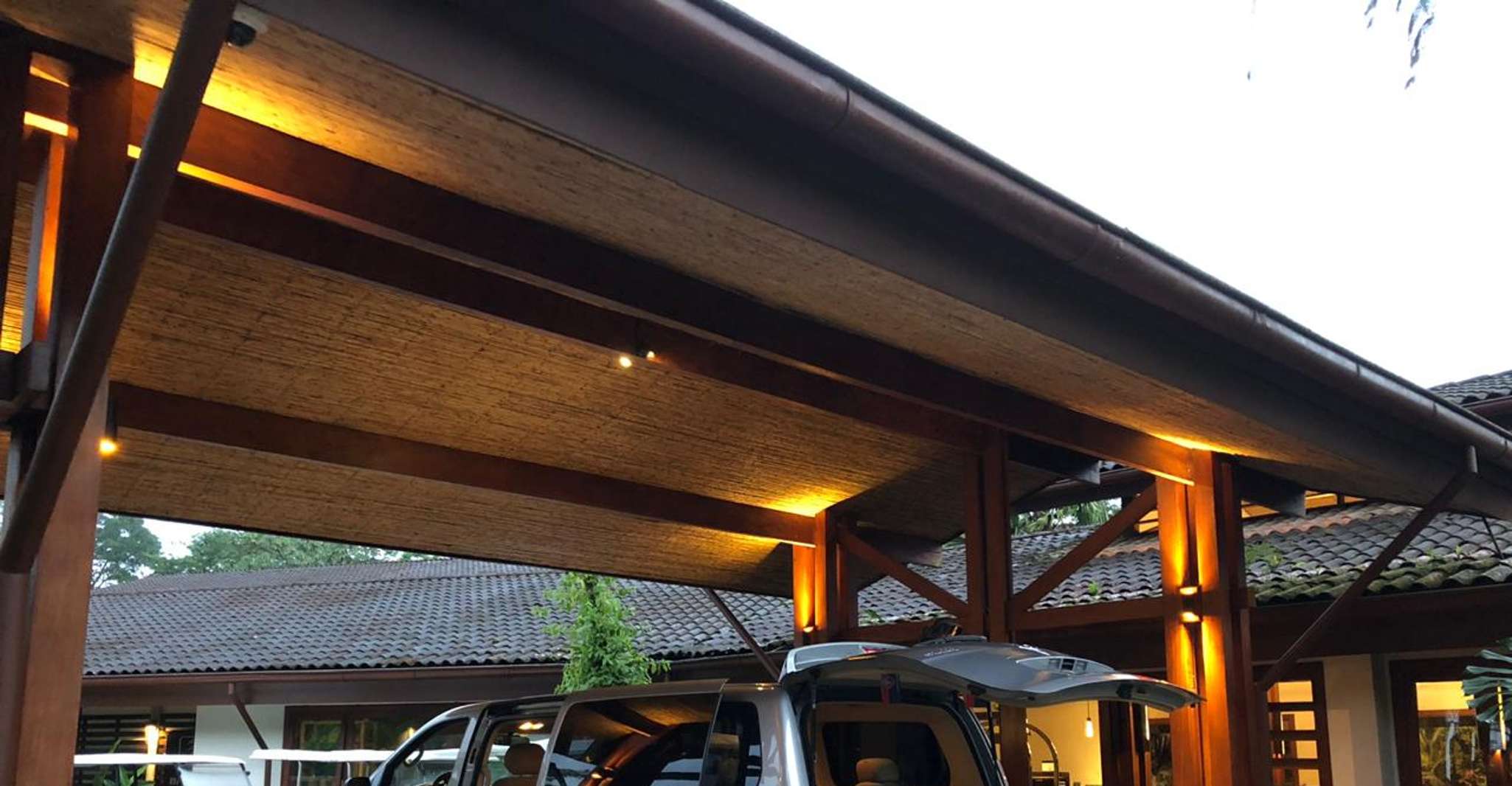 Private Transport, San Jose to Manuel Antonio - Housity