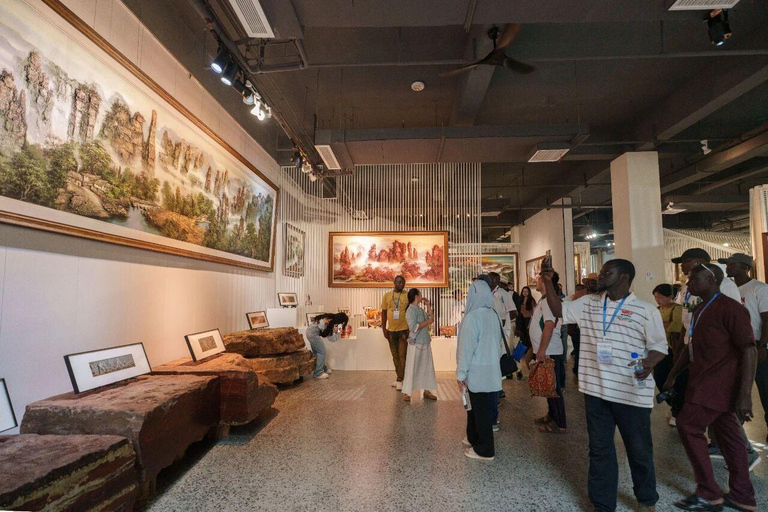 Tianmen Mountain with Tujia Brocade & Sandstone Art Tour Package 1 – Downtown Pickup