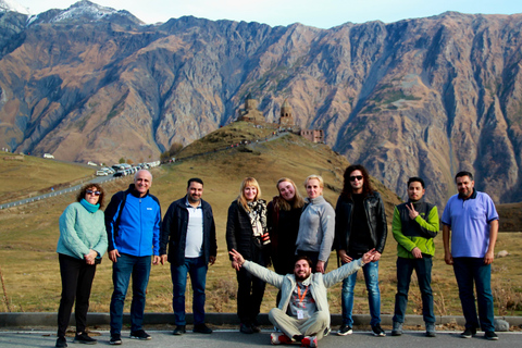 Kazbegi: tour di gruppo di un giorno da Tbilisi