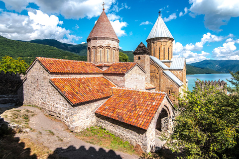 Tbilisi: dagtrip in groep naar Kazbegi