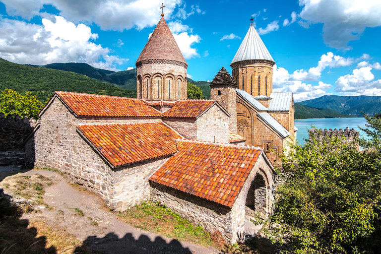 Tbilisi: dagtrip in groep naar Kazbegi