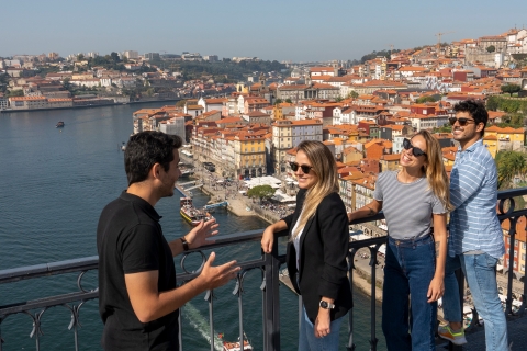 De Lisbonne: excursion d'une journée à Porto, Nazaré et Coimbra