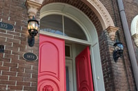 Savannah, Private Historic District and Islands Tour - Hizvo