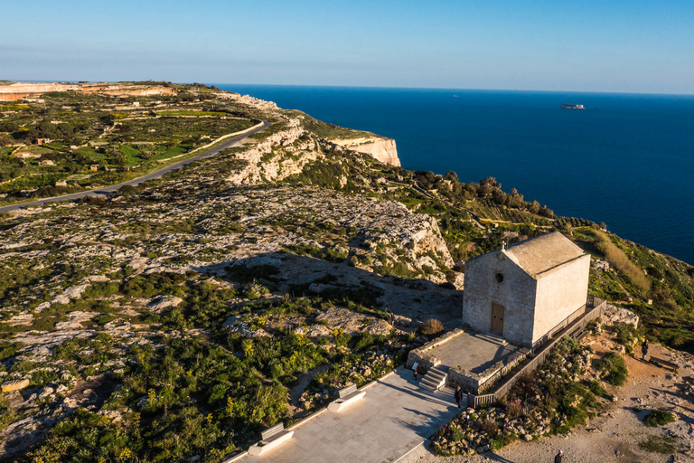 Malta: Buskett Woodlands & Dingli Cliffs Nature Walking Tour