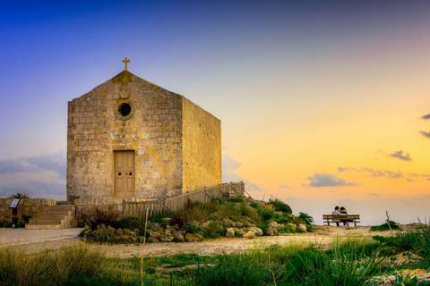 Malta: privé-natuurtour Buskett Woodlands & Dingli CliffsMalta: natuurwandeling door Buskett Woodlands en Dingli Cliffs