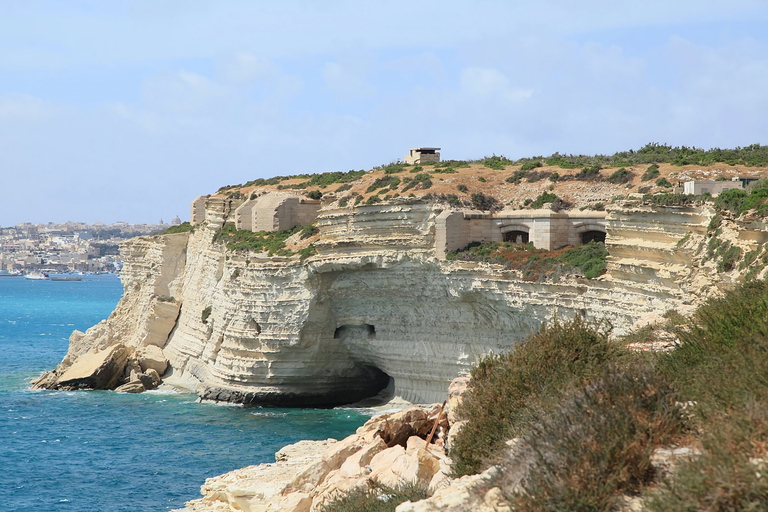 Malta: privéwandeling door de natuur langs de zuidkust met vervoerMalta: privé natuurwandeling langs de zuidkust met ophaalservice