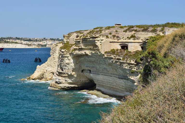 Malta: Private South Coast Nature Hiking Tour with Pickup