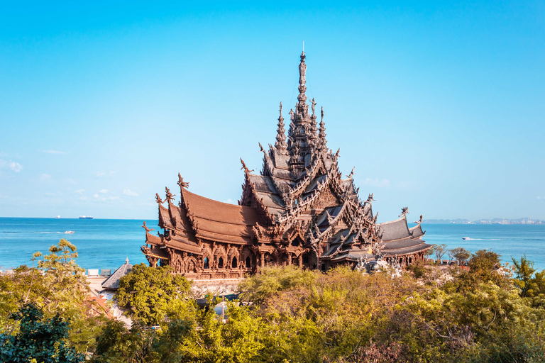 From Bangkok: Pattaya Private Day Trip with TransferTour with Spanish-Speaking Guide