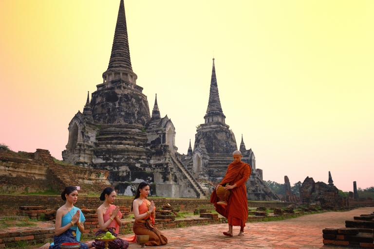 From Bangkok: Customizable Private Ayutthaya City Tour Private Tour with Spanish Speaking Tour Guide