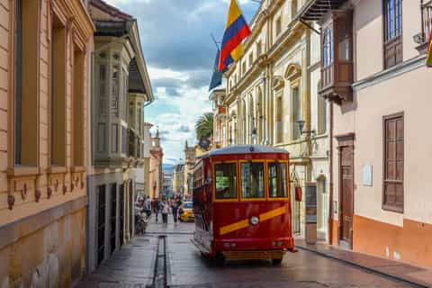 Bogotá: Monserrate, La Candelaria and City Walking Tour