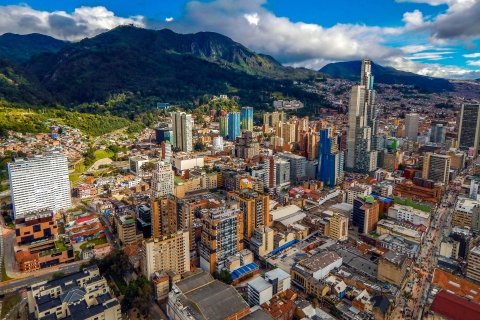 Bogotá: Monserrate, La Candelaria and City Walking Tour La Candelaria, Monserrate, and Museums 7H