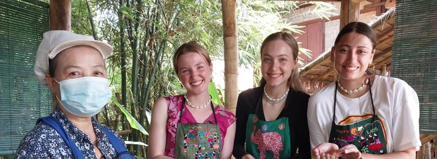 Luang Prabang : Expérience du bambou et visite des chutes de Kuang Si