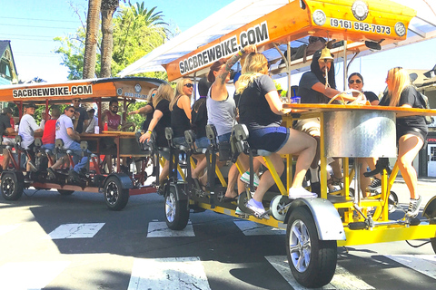 Sacramento: Pedal Bar Tour met 2 haltesSacramento: Fietstocht met 2 stops