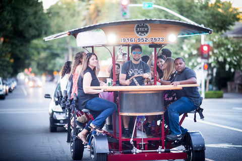 Sacramento: Pedal Bar Tour with 2 Stops