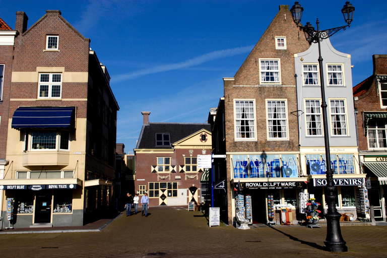 Delft: Tour a pie por el centro de la ciudadDelft Walkingtour - La ciudad de naranja y azul