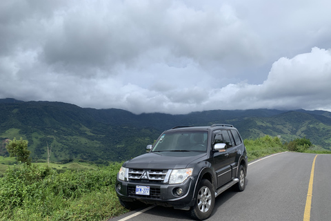 Privater Transport: La Fortuna de Arenal nach San JosePrivater Transport