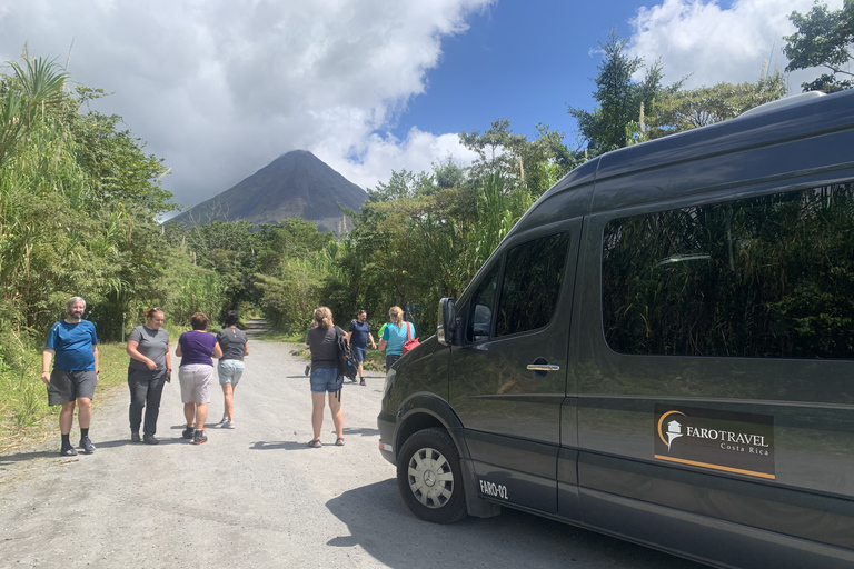 Transporte particular: La Fortuna de Arenal para San JoséTransporte particular