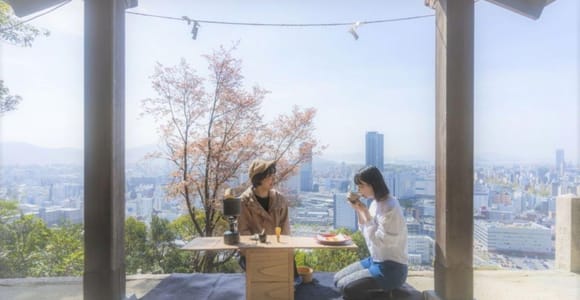 Hiroshima: Morgendliche Wanderung mit Teezeremonie unter freiem Himmel